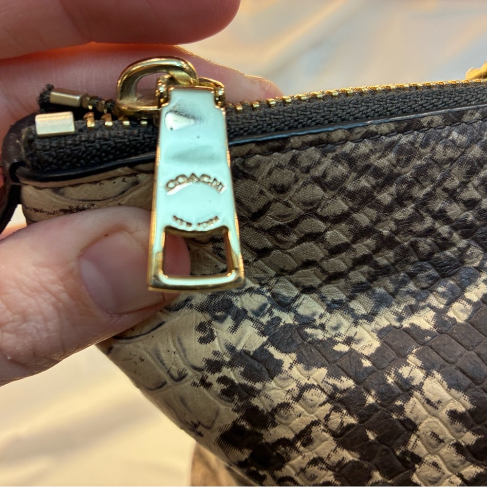 Coach Snake-Effect Leather Tote in Black and Cream with Gold Hardware - Picture 3 of 8